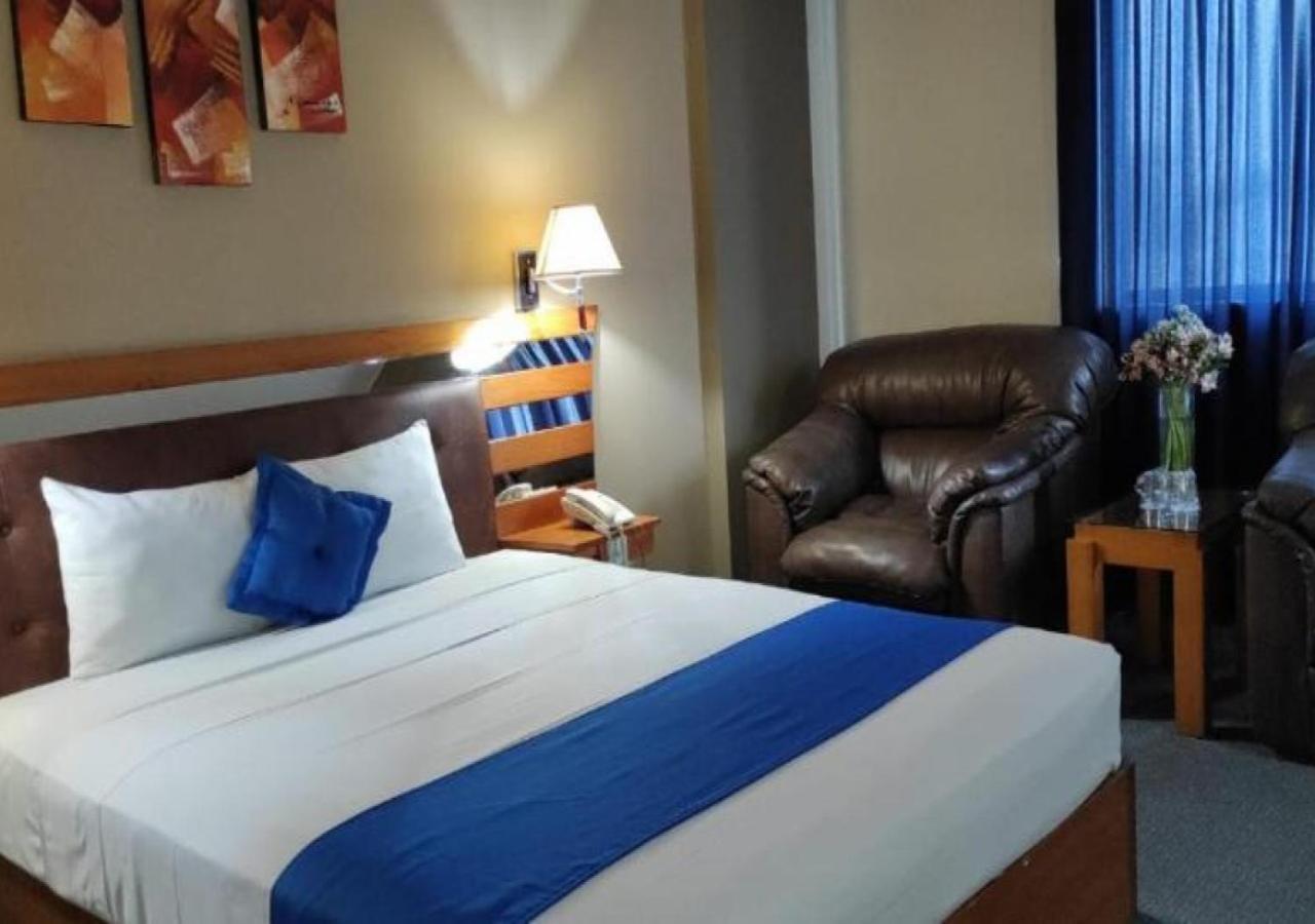 Hotel Blue Star Lima